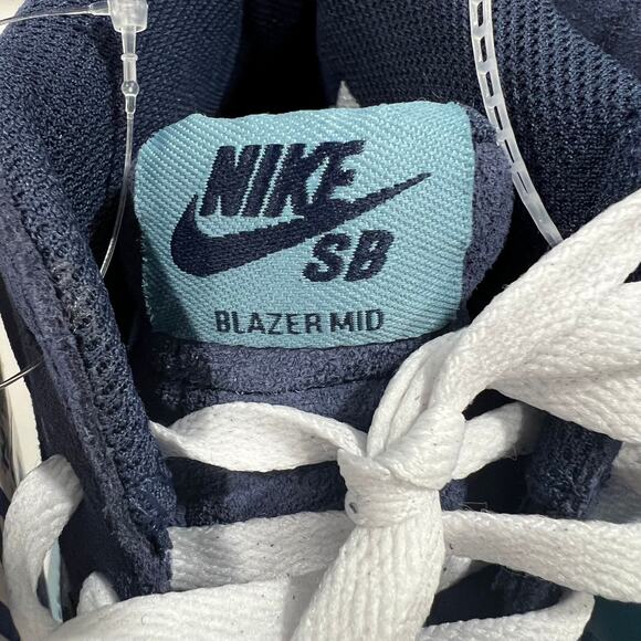 New Nike SB Blazer Mid Sneaker Navy Aqua Suede Lace Up Round Toe Men's Size 11.5 - Picture 5 of 8